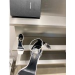 𝙎𝙖𝙞𝙣𝙩 𝙇𝙖𝙪𝙧𝙚𝙣𝙩 | 𝟐𝟎𝟐𝟏/𝐒𝐒 𝐧𝐞𝐰 YSL｜A beautiful classic Alphabet high-heeled sandals