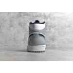 Air Jordan 1 MiD Smoke Grey