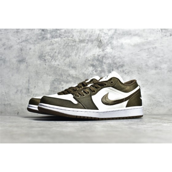 Air Jordan 1 x Travis Scott Witbruin