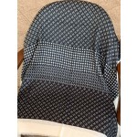 𝐂𝐡𝐚𝐧𝐞𝐥 【Houndstooth Double C Logo】Cashmere Printed Square Scarf