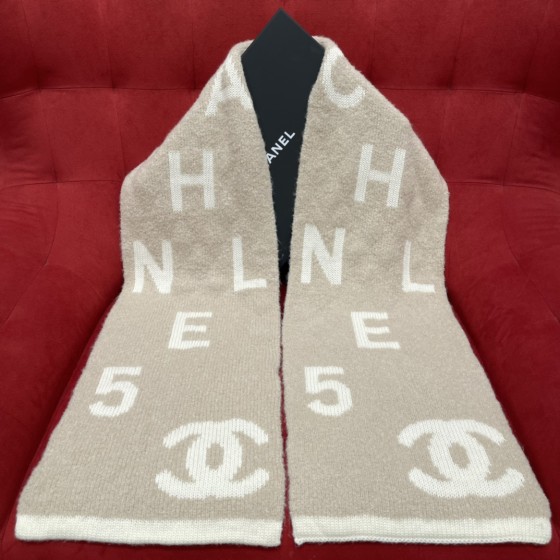 𝐂𝐡𝐚𝐧𝐞𝐥 Character No. 5 scarf 🧣 Double-sided two-color jacquard scarf 49% cashmere ➕ 40% wool ➕ 11% silk fabric
