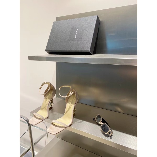 𝙎𝙖𝙞𝙣𝙩 𝙇𝙖𝙪𝙧𝙚𝙣𝙩 | 𝟐𝟎𝟐𝟏/𝐒𝐒 𝐧𝐞𝐰 YSL｜A beautiful classic Alphabet high-heeled sandals