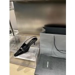 𝙎𝙖𝙞𝙣𝙩 𝙇𝙖𝙪𝙧𝙚𝙣𝙩 | 𝟐𝟎𝟐𝟐/𝐒𝐒 𝐧𝐞𝐰 YSL｜New Muller Sandals Crystal Sheepskin