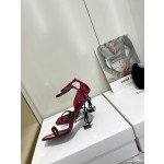 𝙎𝙖𝙞𝙣𝙩 𝙇𝙖𝙪𝙧𝙚𝙣𝙩 | 𝟐𝟎𝟐𝟐/𝐒𝐒 𝐧𝐞𝐰 YSL｜Saint Laurent silk diamond buckle high heels Imported silk