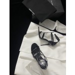 𝙎𝙖𝙞𝙣𝙩 𝙇𝙖𝙪𝙧𝙚𝙣𝙩 | 𝟐𝟎𝟐𝟐/𝐒𝐒 𝐧𝐞𝐰 YSL｜The ultimate in elegance and sophistication, a must-have item for the sophisticated fashionista