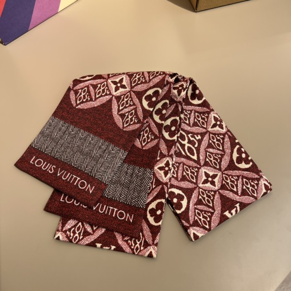 𝐋𝐨𝐮𝐢𝐬 𝐕𝐮𝐢𝐭𝐭𝐨𝐧 "1854 Headband" maroon 100% silk original fabric