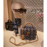 𝐋𝐨𝐮𝐢𝐬 𝐕𝐮𝐢𝐭𝐭𝐨𝐧 "1854 Headband" navy blue 100% silk original fabric