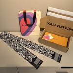 𝐋𝐨𝐮𝐢𝐬 𝐕𝐮𝐢𝐭𝐭𝐨𝐧 "1854 Headband" black 100% silk original fabric