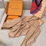 𝐋𝐨𝐮𝐢𝐬 𝐯𝐮𝐢𝐭𝐭𝐨𝐧 "MORE MONOGRAM Nailed Shawl" Champagne gold silk wool material