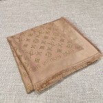 𝐋𝐨𝐮𝐢𝐬 𝐯𝐮𝐢𝐭𝐭𝐨𝐧 "MORE MONOGRAM Nailed Shawl" Champagne gold silk wool material