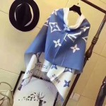 𝐋𝐨𝐮𝐢𝐬 𝐯𝐮𝐢𝐭𝐭𝐨𝐧 cashmere scarf shawl