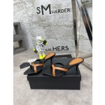𝙎𝙖𝙞𝙣𝙩 𝙇𝙖𝙪𝙧𝙚𝙣𝙩 | 𝟐𝟎𝟐𝟐/𝐒𝐒 𝐧𝐞𝐰 YSL｜Early spring hot ysl high heel slippers Italian leather bottom