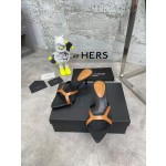 𝙎𝙖𝙞𝙣𝙩 𝙇𝙖𝙪𝙧𝙚𝙣𝙩 | 𝟐𝟎𝟐𝟐/𝐒𝐒 𝐧𝐞𝐰 YSL｜Early spring hot ysl high heel slippers Italian leather bottom