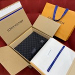 𝐋𝐨𝐮𝐢𝐬 𝐯𝐮𝐢𝐭𝐭𝐨𝐧 Checkered Men's Scarf 100% Wool