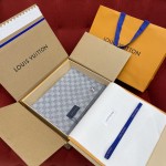 𝐋𝐨𝐮𝐢𝐬 𝐯𝐮𝐢𝐭𝐭𝐨𝐧 Checkered Men's Scarf 100% Wool