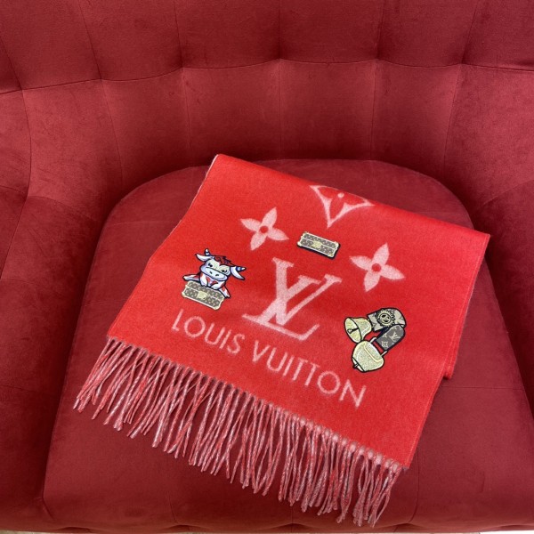 𝐋𝐨𝐮𝐢𝐬 𝐯𝐮𝐢𝐭𝐭𝐨𝐧 cashmere scarf