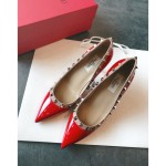 Valentino recommends this studded shoes once launched, the fashion It Girl starry-eyed pursuit