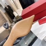 【Valentino】Valentino Black Patent Leather Buckle 4.5cm Mule Slippers