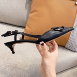 【Valentino】Valentino highest version of kitten heel sandals custom original top calfskin