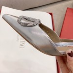 【Valentino】Valentino highest version of kitten heel sandals custom original top calfskin