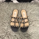 【Valentino】Valentino Top Edition Matte Black 3 Strap Flat Slippers