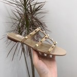 【Valentino】Valentino top version nude patent leather 3 strap flat slippers