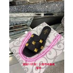 【Valentino】𝟐𝟎𝟐𝟏/𝐒𝐒 𝐧𝐞𝐰 The latest counter series, perfect details, very bright show series launched