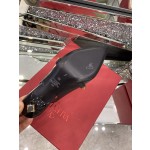 【Valentino】𝟐𝟎𝟐𝟏/𝐒𝐒 𝐧𝐞𝐰 The latest series of counter perfect details original matte open edge bead leather