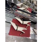 【Valentino】𝟐𝟎𝟐𝟏/𝐒𝐒 𝐧𝐞𝐰 The latest series of counter perfect details original matte open edge bead leather