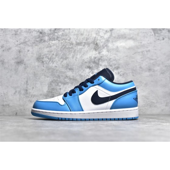 Air Jordan AJ1 low top blauw en wit