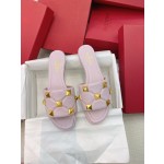 【Valentino】𝟐𝟎𝟐𝟏/𝐒𝐒 𝐧𝐞𝐰 021 official website new metal rivets diamond plaid slippers Qin Lan the same model