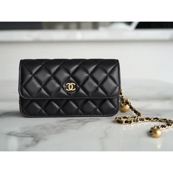 𝗖𝗛𝗔𝗡𝗘𝗟✦𝟮𝟯𝗖 Metal Ball Phone Bag Black