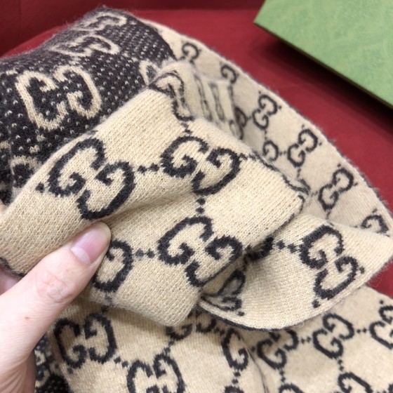 GUCCI · Reversible wool scarf 100% wool