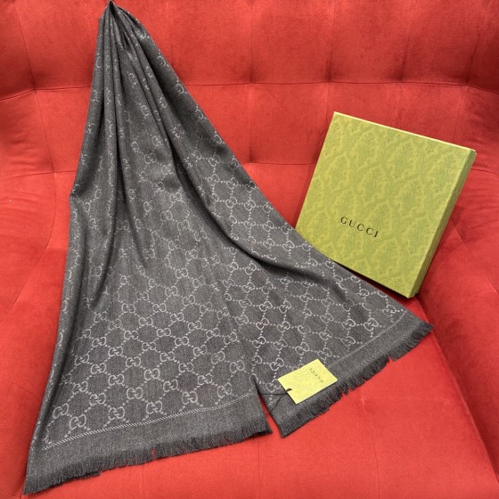 GUCCI Double-sided three-dimensional jacquard 100% wool