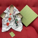 𝐆𝐔𝐂𝐂𝐈 𝐗 𝐁𝐀𝐋𝐄𝐍𝐂𝐈𝐀𝐆𝐀 joint model Balenciaga twill twill with floral pattern on ivory white background 100% mulberry silk