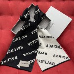 𝐁𝐚𝐥𝐞𝐧𝐜𝐢𝐚𝐠𝐚 Twill Logo Long Scarf 100% Wool