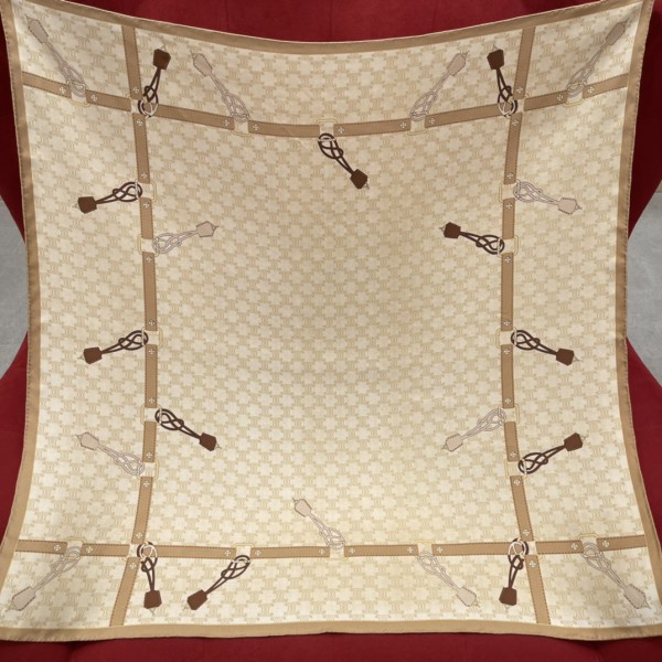 𝐂𝐞𝐥𝐢𝐧𝐞 Retro-style Arc de Triomphe element scarf 100% silk