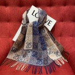 𝐋𝐎𝐄𝐖𝐄 Two-tone checkerboard scarf 90% wool 10% cashmere