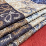 𝐋𝐎𝐄𝐖𝐄 Two-tone checkerboard scarf 90% wool 10% cashmere