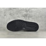 Air Jordan 1 MiD Mandarin colourway