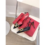 【Valentino】𝟐𝟎𝟐𝟏/𝐒𝐒 𝐧𝐞𝐰 Valentino 2022 spring and summer new large V diamond buckle high heels on the new