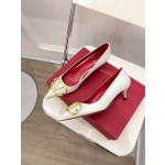 【Valentino】𝟐𝟎𝟐𝟏/𝐒𝐒 𝐧𝐞𝐰 Valentino 2022 spring and summer new large V diamond buckle high heels on the new