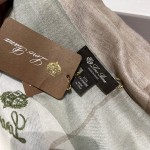 𝐋𝐨𝐫𝐨 𝐩𝐢𝐚𝐧𝐚 Ring Fleece Scarf Lime Green 100% Cashmere