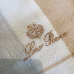 𝐋𝐨𝐫𝐨 𝐩𝐢𝐚𝐧𝐚 ring velvet scarf champagne 100% cashmere
