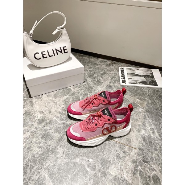 【Valentino】𝟐𝟎𝟐𝟏/𝐒𝐒 𝐧𝐞𝐰 Valentino 2022 ss spring-summer collection of new old man shoes