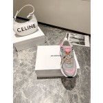 【Valentino】𝟐𝟎𝟐𝟏/𝐒𝐒 𝐧𝐞𝐰 Valentino 2022 ss spring-summer collection of new old man shoes