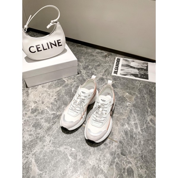 【Valentino】𝟐𝟎𝟐𝟏/𝐒𝐒 𝐧𝐞𝐰 Valentino 2022 ss spring-summer collection of new old man shoes