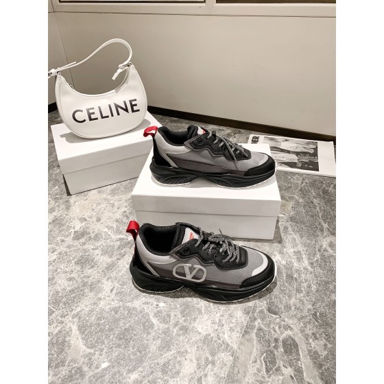 【Valentino】𝟐𝟎𝟐𝟏/𝐒𝐒 𝐧𝐞𝐰 Valentino 2022 ss spring-summer collection of new old man shoes