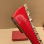 【Valentino】𝟐𝟎𝟐𝟏/𝐒𝐒 𝐧𝐞𝐰 Valentino studded flat shoes top version OEM level exclusive models