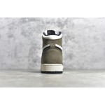 Air Jordan 1 Retro "Dark Mocha" in Small Barb/Mocha